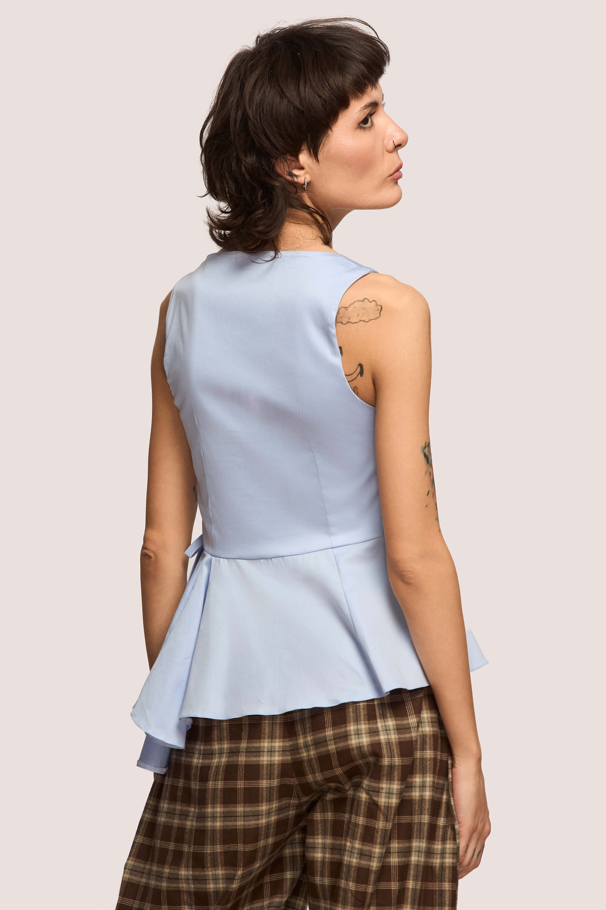 Winter 2025 Invisibility Blues Sleeveless Shirt In Sky Blue 5 Invisibility Blues Sleeveless Shirt In Sky Blue Invisibility Blues sleeveless shirt in sky blue A silhouette that moulds to your shape, not the world’s expectations.