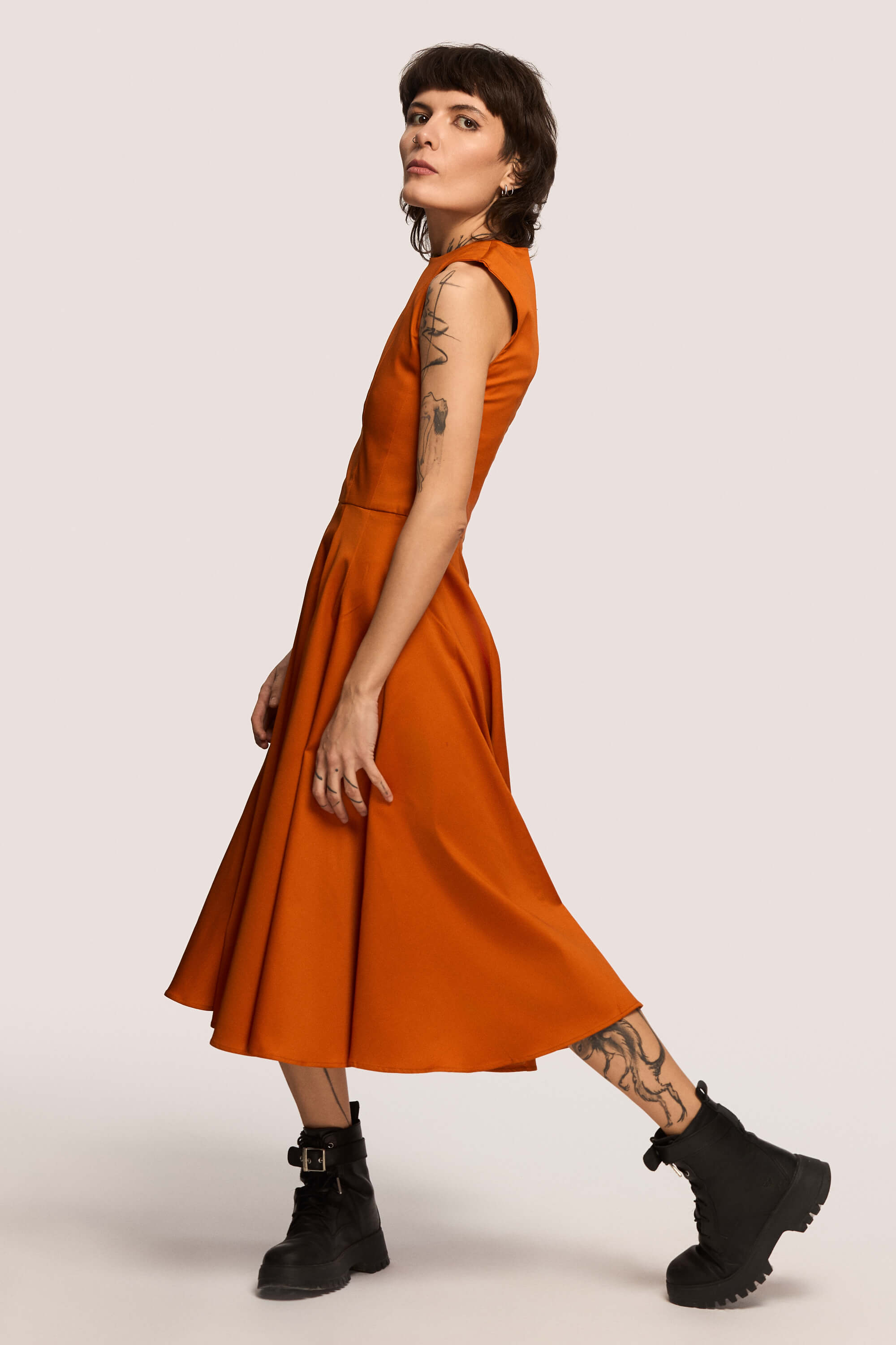 Winter 2025 Sister Outsider Tailored Dress In Marigold 5 Sister Outsider Tailored Dress In Marigold Sister Outsider tailored dress in marigold Designed not as occasionwear, but to serve as an everyday ceremony. For days when you are choosing yourself. For the person you’ve grown into and the one you’re still becoming.
