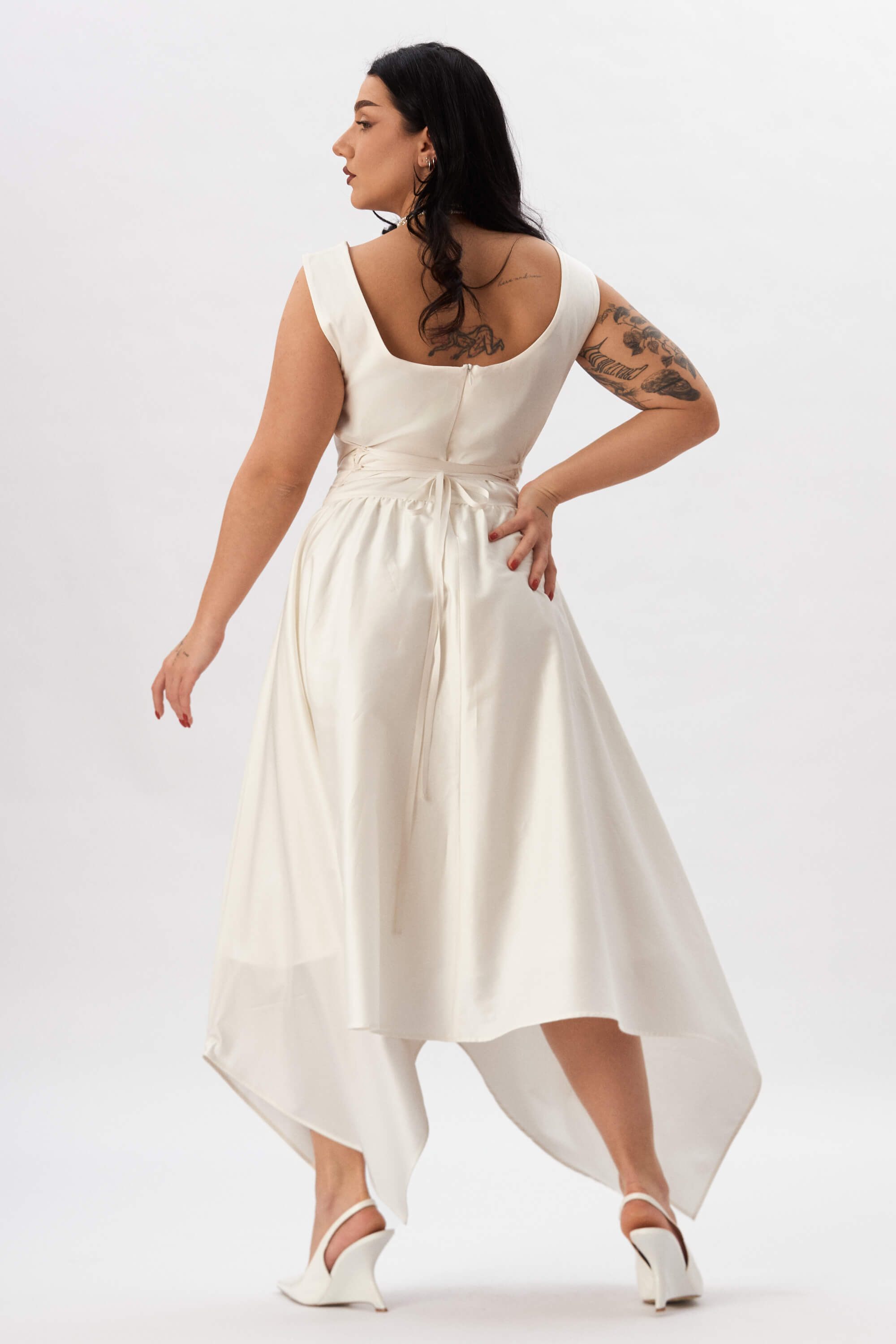 Winter 2025 Delta Of Venus Corset Dress In Pearl 5 Delta Of Venus Corset Dress In Pearl Details that hold their shape so you don’t have to.